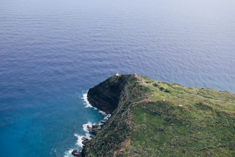 Lighthouse Keeper Experiences: Living on the Edge